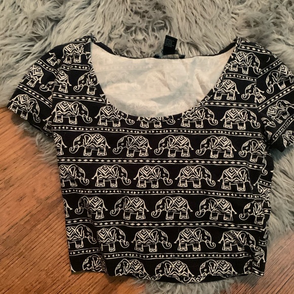 Crop too - Picture 1 of 2